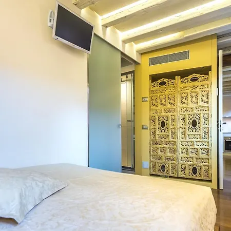Apartment Moon Or Dama Venice