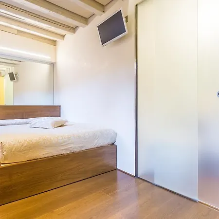 Moon Or Dama * Wenecja